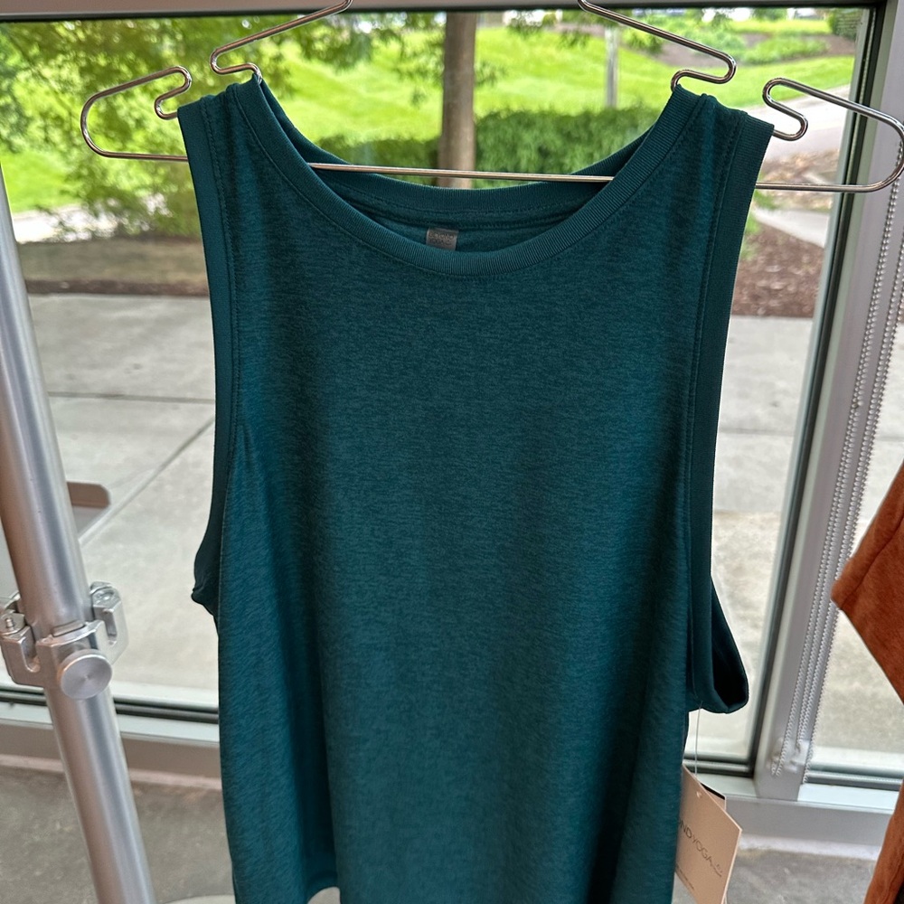 Beyond Yoga Teal Sleeveless Women's Top